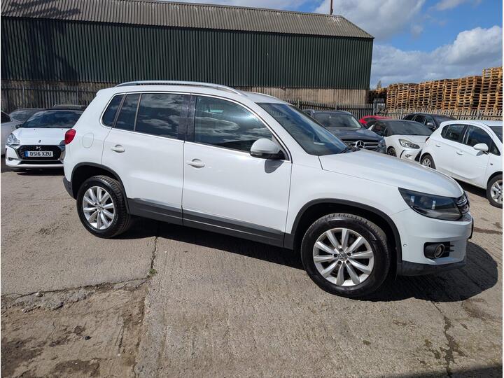 Volkswagen Tiguan 2.0 TDI BlueMotion Tech Match DSG 4WD Euro 5 (s/s) 5dr