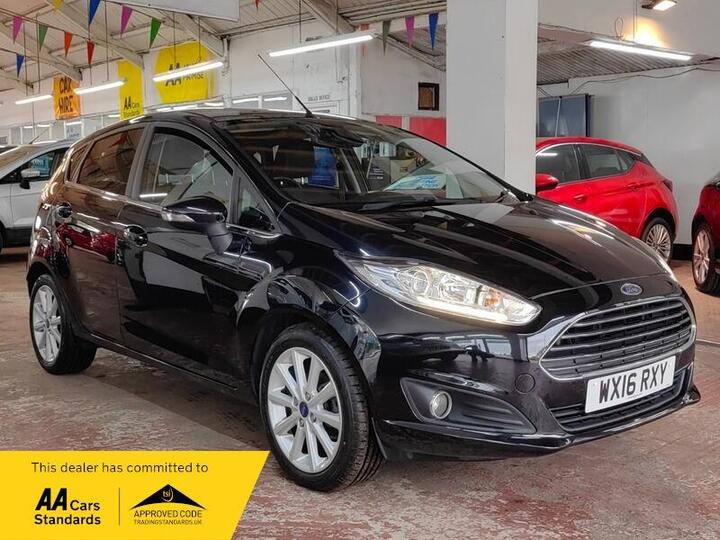 Ford Fiesta 1.0T EcoBoost Titanium Euro 6 (s/s) 5dr
