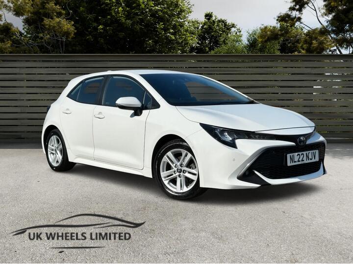 Toyota Corolla 1.8 VVT-h Icon Tech CVT Euro 6 (s/s) 5dr