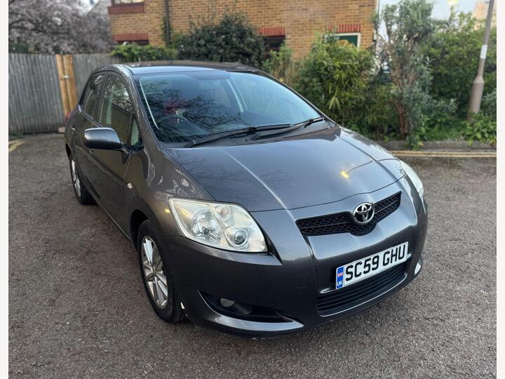 Toyota Auris 1.33 VVT-i TR (s/s) 5dr