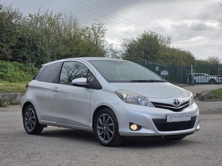 Toyota YARIS 1.33 Dual VVT-i Trend Euro 5 3dr