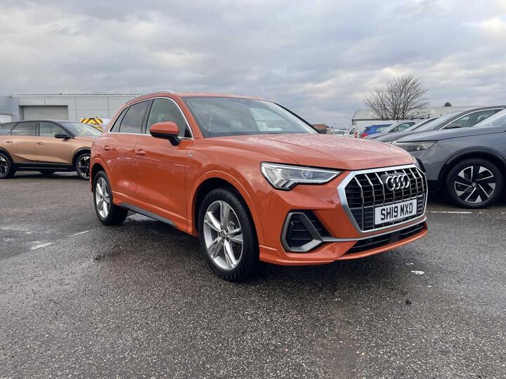 Audi Q3 1.5 TFSI CoD 35 S Line S Tronic Euro 6 (s/s) 5dr
