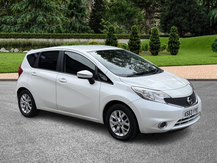 Nissan Note 1.5 DCi Acenta Premium Euro 5 (s/s) 5dr Nissan Note 1.5 DCi Acenta Premium Euro 5 (s/s) 5dr