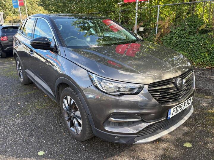 Vauxhall GRANDLAND X 1.2 Turbo Sport Nav Euro 6 (s/s) 5dr