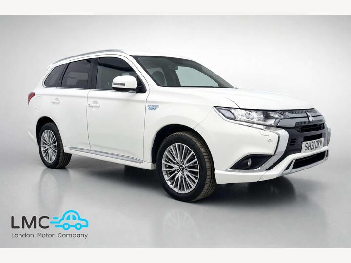 Mitsubishi OUTLANDER 2.4h TwinMotor 13.8kWh Dynamic Safety CVT 4WD Euro 6 (s/s) 5dr