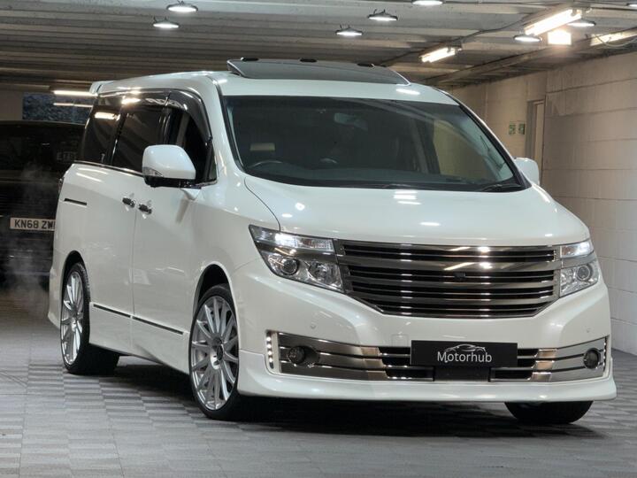 Nissan Elgrand 3.5 350 RIDER BLACKLINE SUNROOF Model