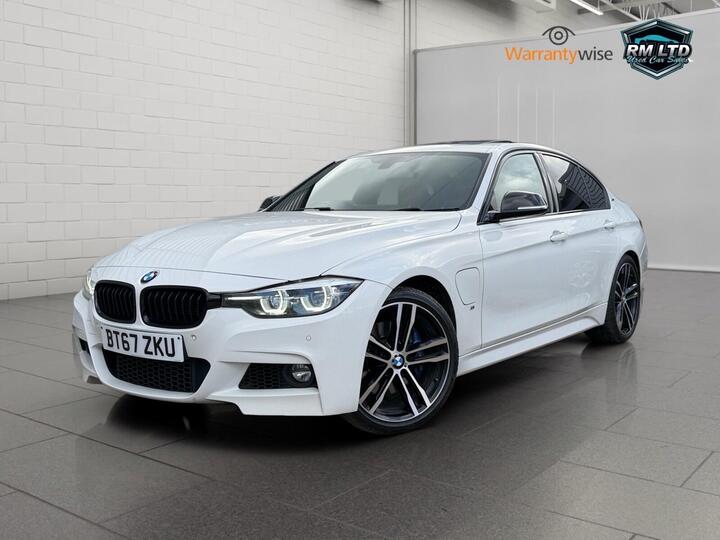 BMW 3 Series 2.0 330e 7.6kWh M Sport Shadow Edition Auto Euro 6 (s/s) 4dr BMW 3 Series 2.0 330e 7.6kWh M Sport Shadow Edition Auto Euro 6 (s/s) 4dr