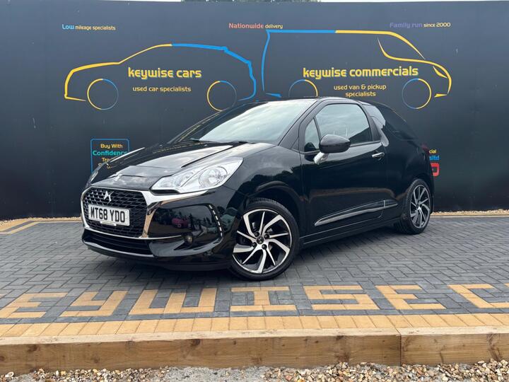 DS AUTOMOBILES DS 3 1.2 PureTech Connected Chic EAT6 Euro 6 (s/s) 3dr DS AUTOMOBILES DS 3 1.2 PureTech Connected Chic EAT6 Euro 6 (s/s) 3dr