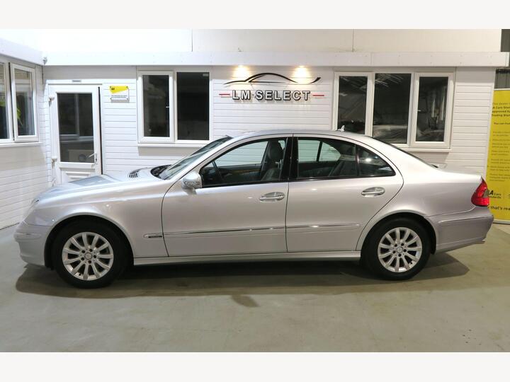 Mercedes-Benz E Class 3.0 E280 CDI Elegance G-Tronic 4dr