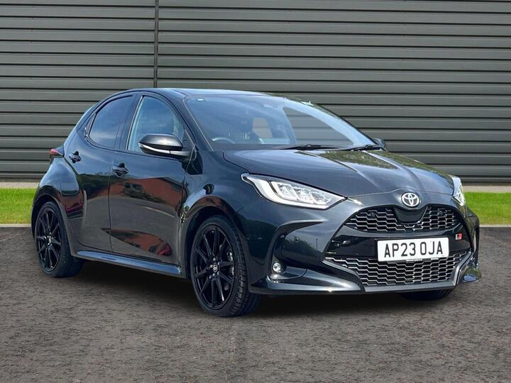 Toyota Yaris 1.5 VVT-h GR SPORT E-CVT Euro 6 (s/s) 5dr