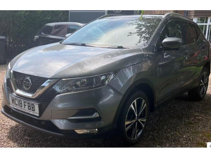 Nissan Qashqai 1.2 DIG-T N-Connecta Euro 6 (s/s) 5dr