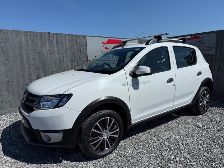 Dacia Sandero Stepway 1.5 DCi Laureate Euro 5 5dr