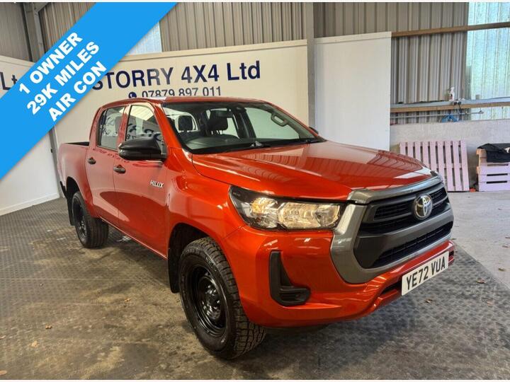 Toyota HI-LUX 2.4 D-4D Active Extra Cab Pickup 4WD Euro 6 (s/s) 4dr