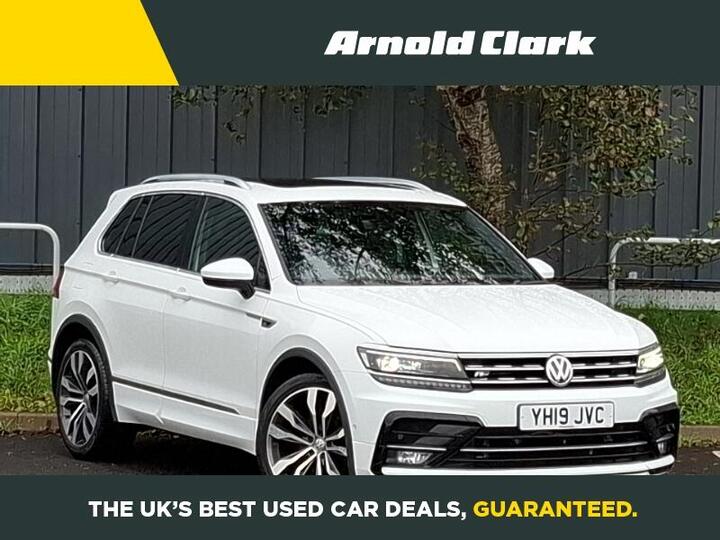 Volkswagen Tiguan 2.0 TDI R-Line Tech Euro 6 (s/s) 5dr Volkswagen Tiguan 2.0 TDI R-Line Tech Euro 6 (s/s) 5dr