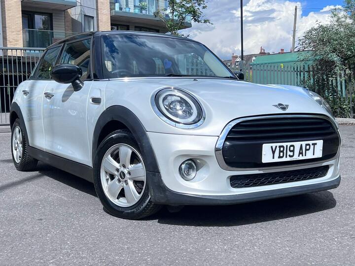 MINI Hatch 1.5 Cooper Classic Steptronic Euro 6 (s/s) 5dr
