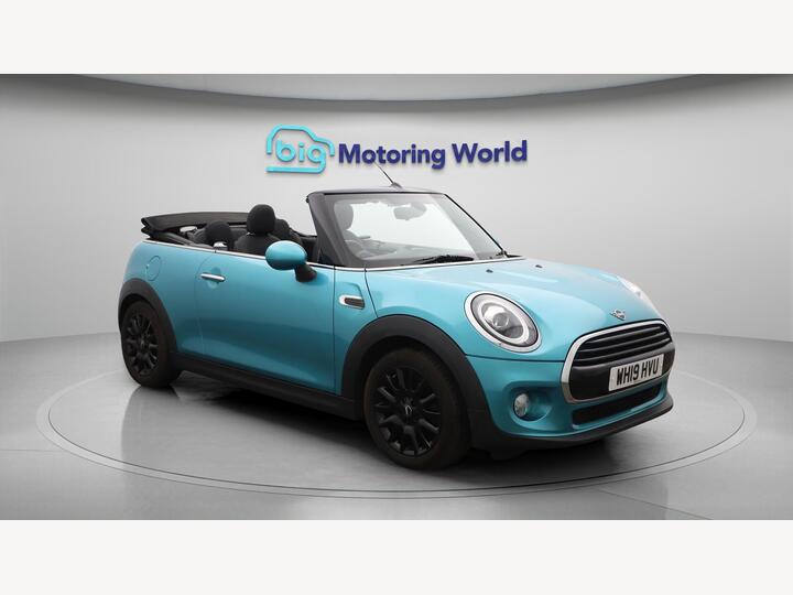 MINI Convertible 1.5 Cooper Classic Euro 6 (s/s) 2dr MINI Convertible 1.5 Cooper Classic Euro 6 (s/s) 2dr