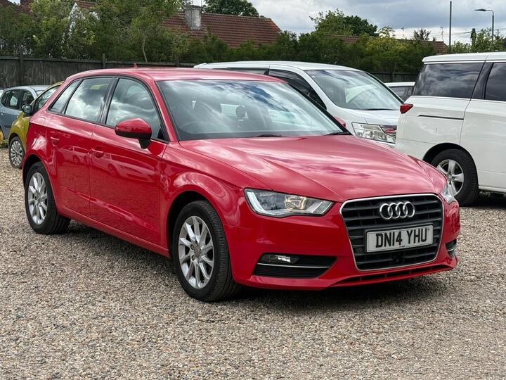 Audi A3 1.2 TFSI SE Sportback S Tronic Euro 5 (s/s) 5dr