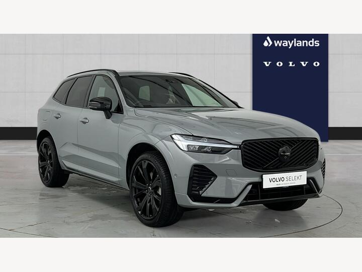 Volvo XC60 2.0 B5 MHEV Plus Black Edition Auto AWD Euro 6 (s/s) 5dr
