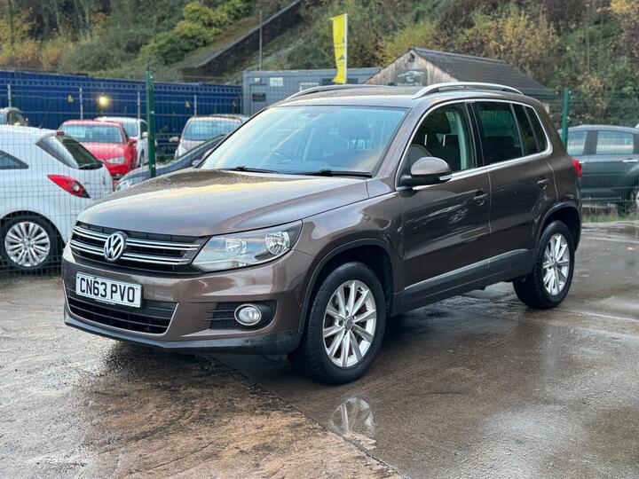Volkswagen Tiguan 2.0 TDI BlueMotion Tech SE 2WD Euro 5 (s/s) 5dr