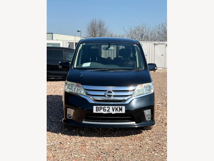 Nissan Serena 2.0 16v Excursion 5dr