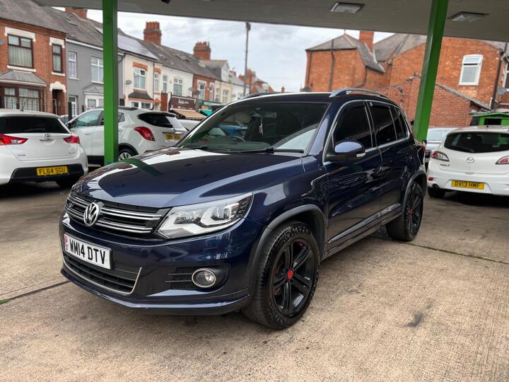 Volkswagen Tiguan 2.0 TDI BlueMotion Tech R-Line 4WD Euro 5 (s/s) 5dr (Nav)