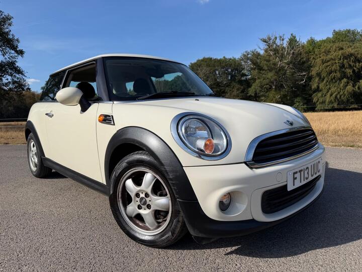 MINI Hatch 1.6 First Euro 6 3dr