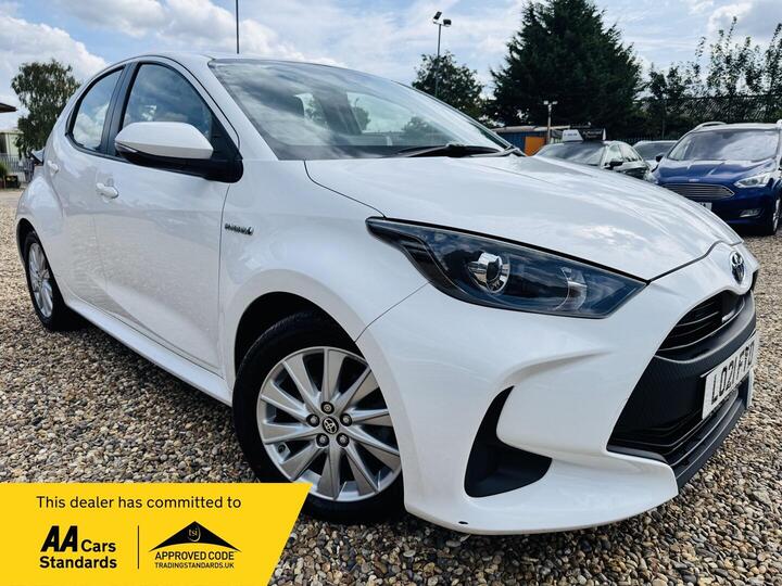 Toyota Yaris 1.5 VVT-h Icon E-CVT Euro 6 (s/s) 5dr