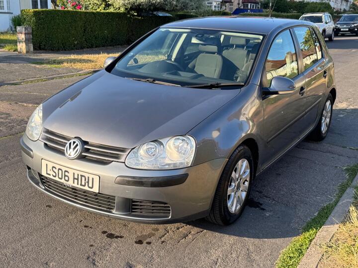 Volkswagen Golf 1.6 FSI SE 5dr