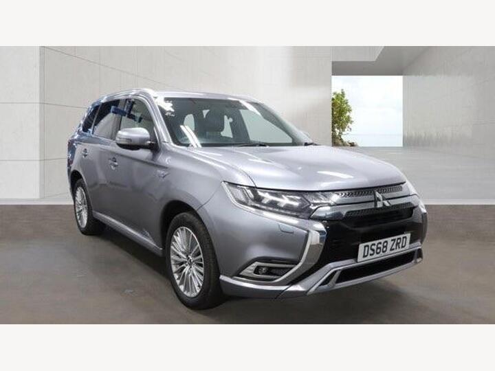 Mitsubishi Outlander 2.4h TwinMotor 13.8kWh 4h CVT 4WD Euro 6 (s/s) 5dr