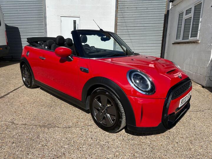 MINI CONVERTIBLE 2.0 Cooper S Classic Steptronic Euro 6 (s/s) 2dr MINI CONVERTIBLE 2.0 Cooper S Classic Steptronic Euro 6 (s/s) 2dr