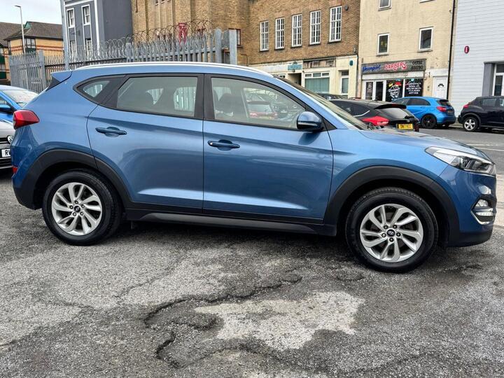 Hyundai TUCSON 1.7 CRDi Blue Drive SE Nav Euro 6 (s/s) 5dr