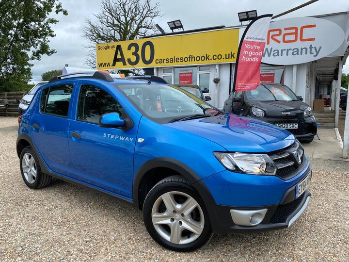 Dacia Sandero Stepway 0.9 TCe Laureate Euro 5 5dr