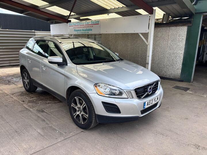 Volvo XC60 2.4 D5 SE Lux Nav Geartronic AWD Euro 5 5dr