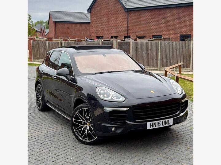 Porsche Cayenne 4.2 TD V8 S TiptronicS 4WD Euro 5 (s/s) 5dr Porsche Cayenne 4.2 TD V8 S TiptronicS 4WD Euro 5 (s/s) 5dr