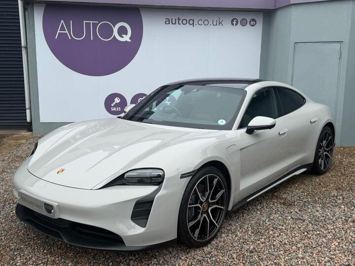 Porsche TAYCAN Performance Plus 93.4kWh Auto RWD 4dr (11kW Charger) Porsche TAYCAN Performance Plus 93.4kWh Auto RWD 4dr (11kW Charger)
