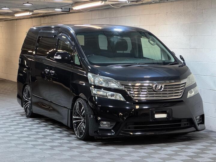 Toyota Vellfire 2.4Z Platinum Selection Auto 7 Seat ULEZ