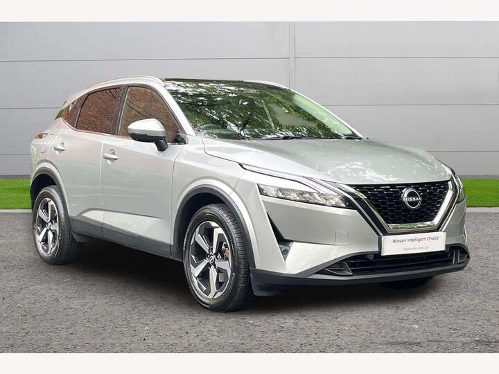 Nissan Qashqai 1.3 DIG-T MHEV N-Connecta Euro 6 (s/s) 5dr