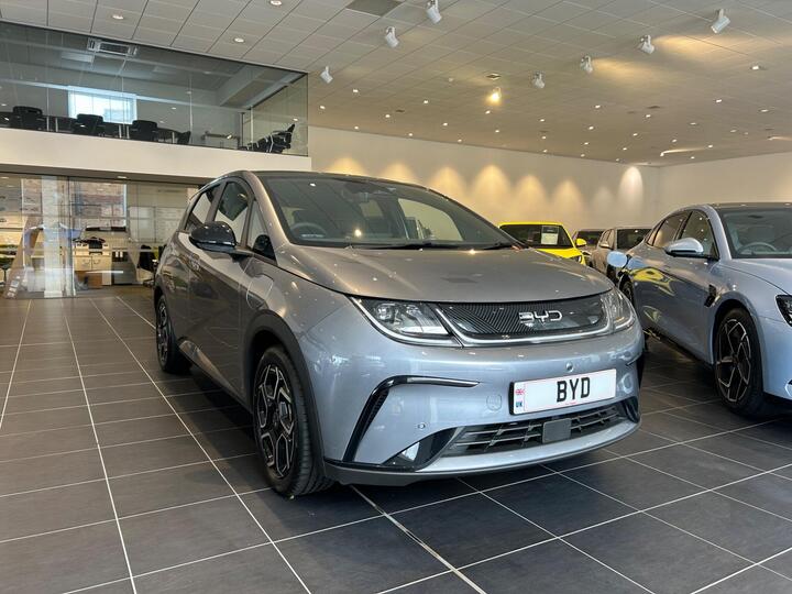 BYD Dolphin 60.48kWh Design Auto 5dr