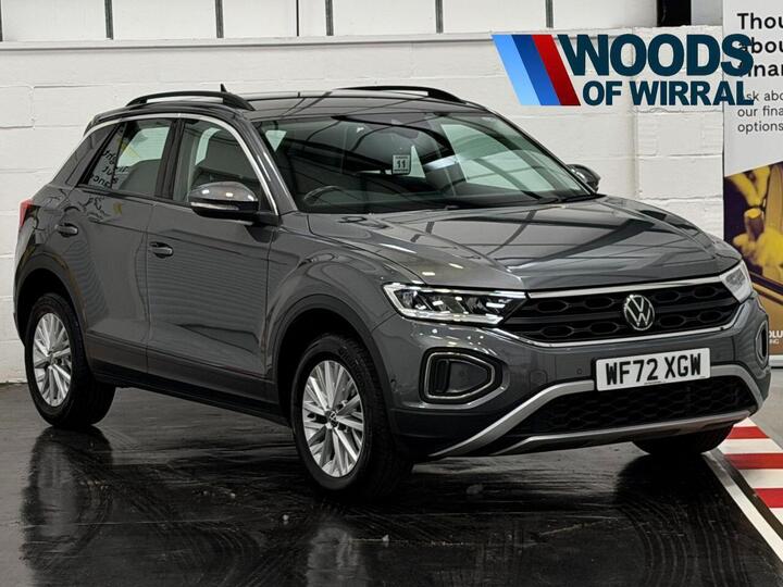 Volkswagen T-ROC 1.5 TSI Life Euro 6 (s/s) 5dr Volkswagen T-ROC 1.5 TSI Life Euro 6 (s/s) 5dr