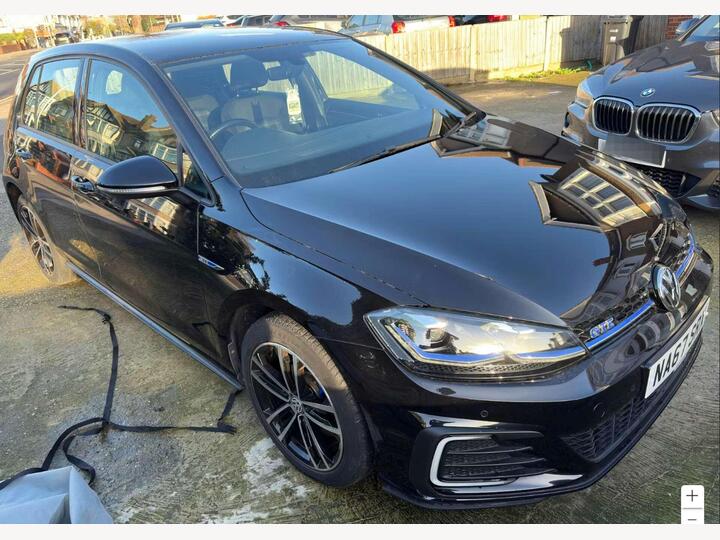 Volkswagen GOLF 1.4 TSI 8.7kWh GTE DSG Euro 6 (s/s) 5dr