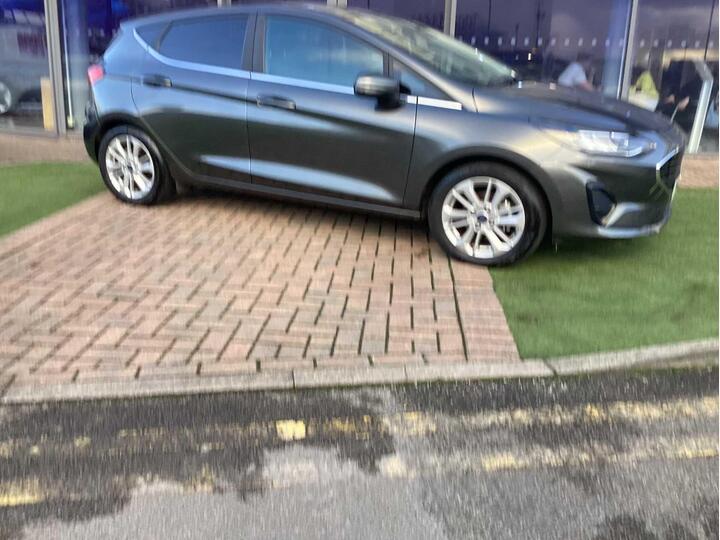 Ford Fiesta 1.0T EcoBoost MHEV Titanium DCT Euro 6 (s/s) 5dr Ford Fiesta 1.0T EcoBoost MHEV Titanium DCT Euro 6 (s/s) 5dr