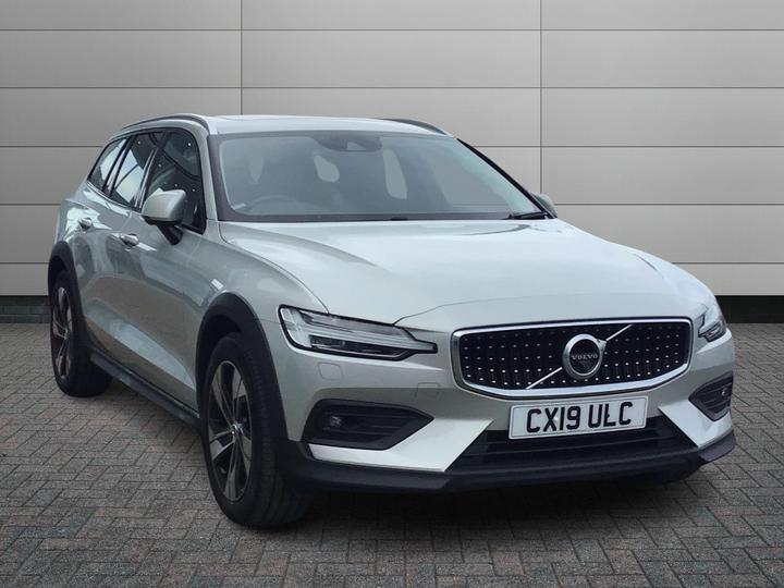 Volvo V60 Cross Country 2.0 D4 Plus Auto AWD Euro 6 (s/s) 5dr