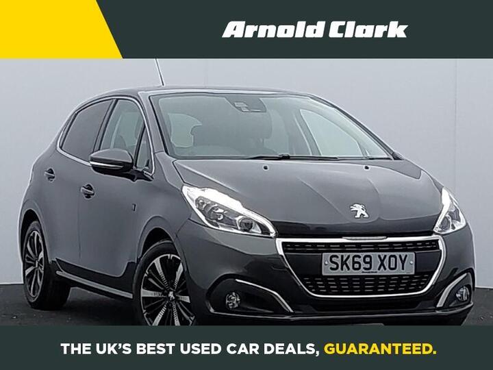 Peugeot 208 1.2 PureTech Tech Edition Euro 6 (s/s) 5dr Peugeot 208 1.2 PureTech Tech Edition Euro 6 (s/s) 5dr