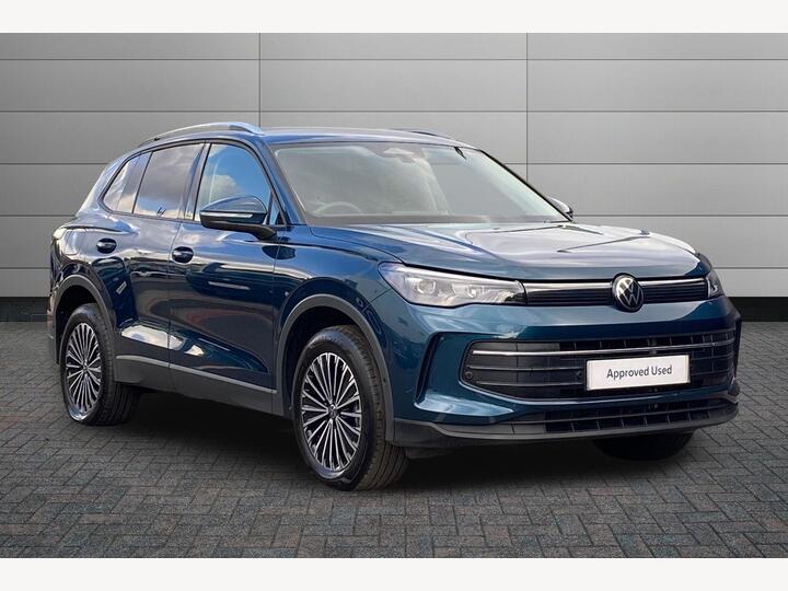 Volkswagen Tiguan 1.5 TSI EHybrid 19.7kWh Match DSG Euro 6 (s/s) 5dr Volkswagen Tiguan 1.5 TSI EHybrid 19.7kWh Match DSG Euro 6 (s/s) 5dr