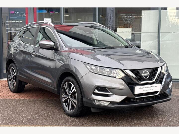 Nissan Qashqai 1.2 DIG-T N-Connecta XTRON Euro 6 (s/s) 5dr