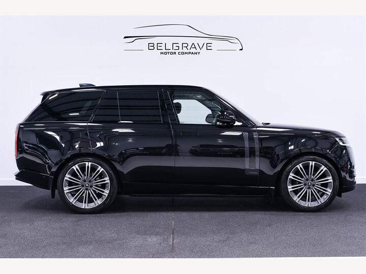 Land Rover Range Rover 3.0 P400 MHEV Autobiography Auto 4WD Euro 6 (s/s) 5dr Land Rover Range Rover 3.0 P400 MHEV Autobiography Auto 4WD Euro 6 (s/s) 5dr