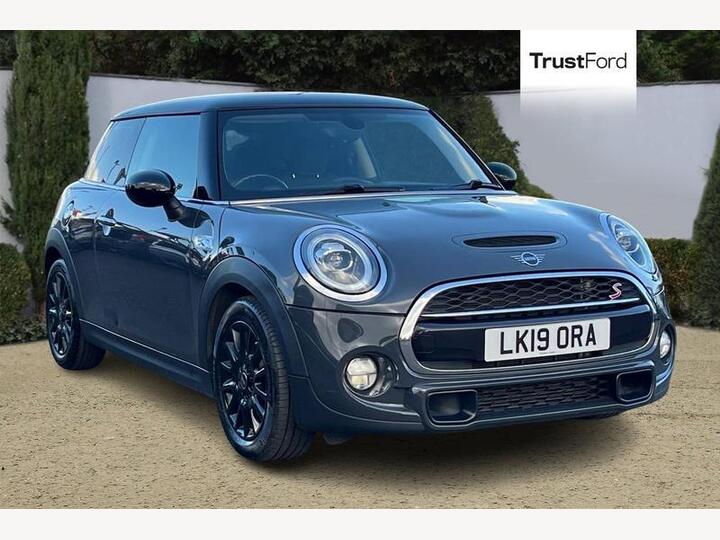 MINI HATCHBACK 2.0 Cooper S Classic Steptronic Euro 6 (s/s) 3dr