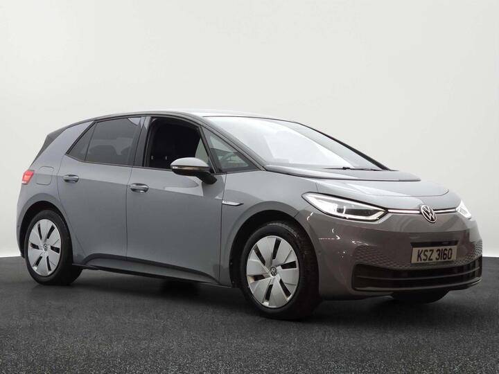 Volkswagen ID.3 Pro 58kWh Family Auto 5dr