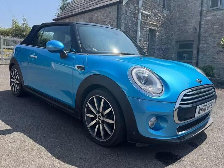 MINI Convertible 1.5 Cooper Auto Euro 6 (s/s) 2dr