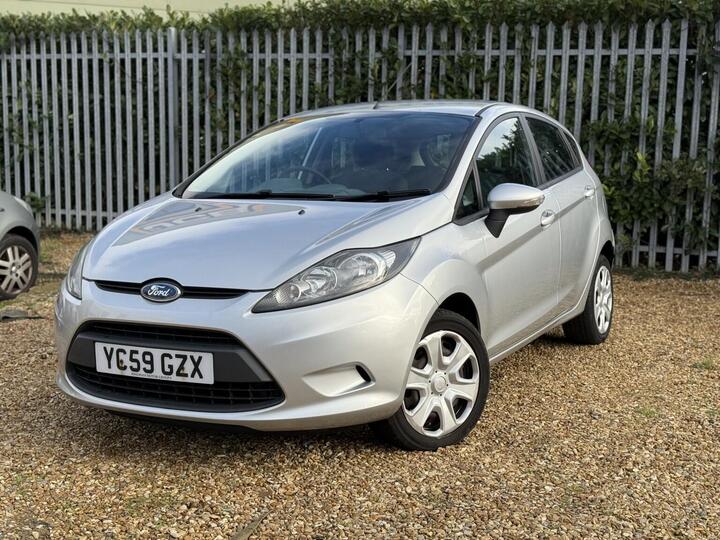 Ford FIESTA 1.25 Style + 5dr Ford FIESTA 1.25 Style + 5dr